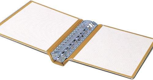 バインダー　Ａ３横　３０穴