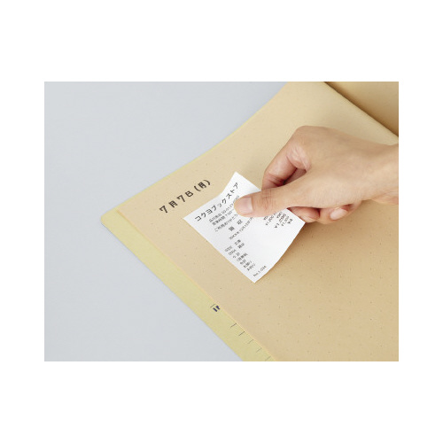 スクラップブックＤ　ドット入　綴込式　Ａ４縦２８枚