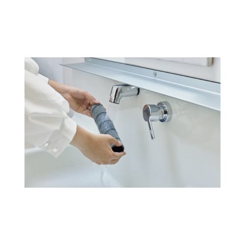 ドック吸引式コードレススティック型クリーナー