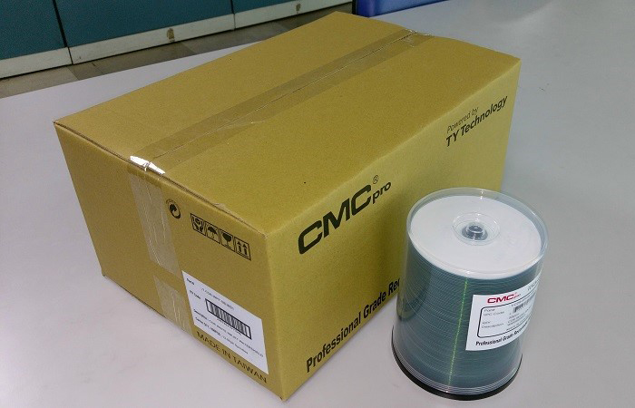 CMCpro データ用DVD-R/4.7GB/8倍速/銀プリンタブル/100枚x6スピンドルバルク/箱