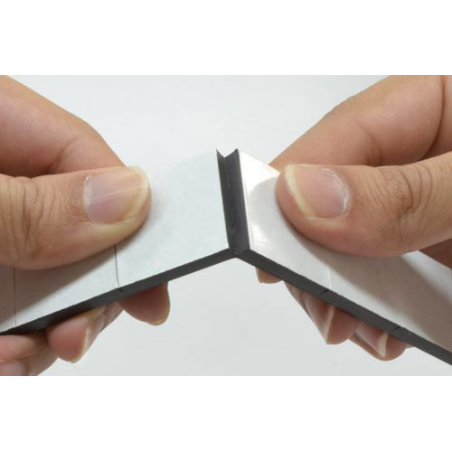 マグネット粘着付テープ強力　カットタイプ　２本入