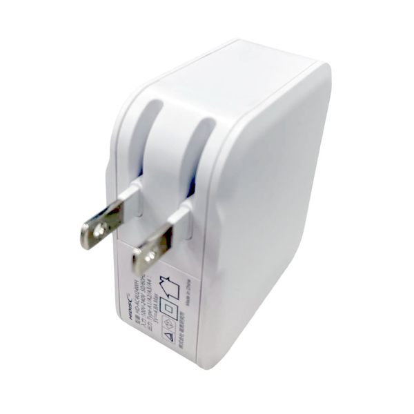 HIDISC 4台同時に充電できるUSB充電器 USB-A x4ポート ホワイト