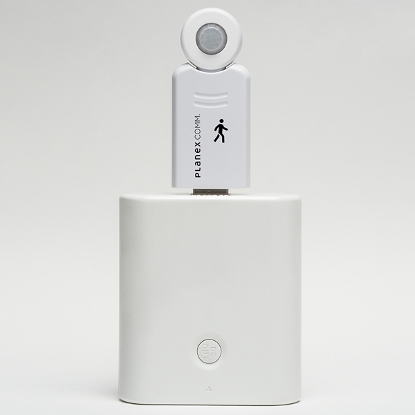 USB直接給電型WiFiどこでもセンサー PIR どこでも人感センサー