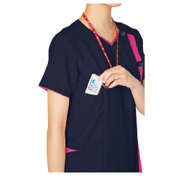 レディスジップスクラブ７０２３ＳＣエムグリーンＭ