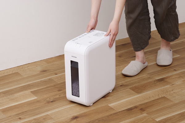 パーソナルシュレッダー ホワイト