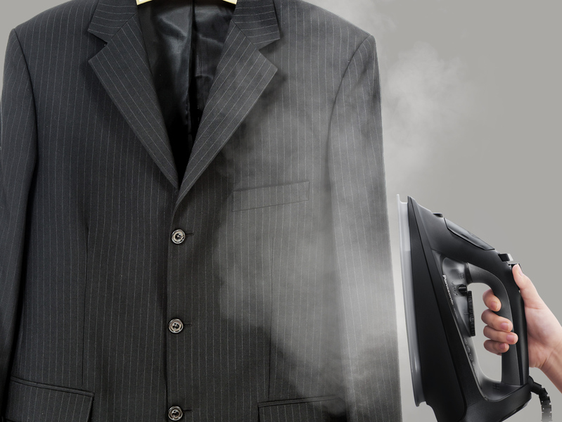 スチームアイロン （ブラック）