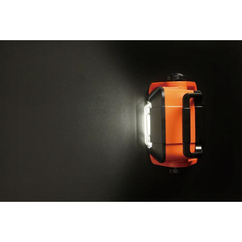 ＬＥＤベースライト　充電式１０００ｌｍ