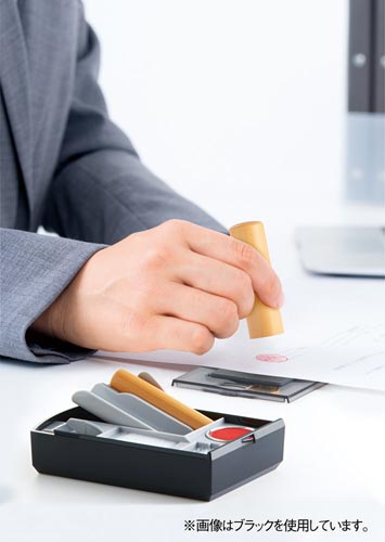 朱肉＋印マット付き印鑑ケース　シクオス　デュオ　白