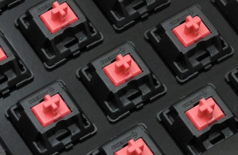 Majestouch MINILA-R Convertible イチゴ 静音赤軸 英語