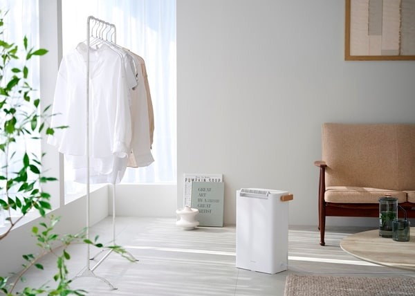 衣類乾燥除湿機 2.2L デシカント式 ホワイト