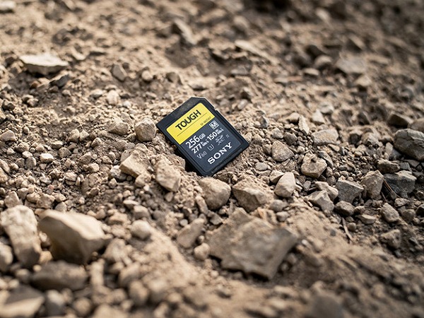 SDXC UHS-II メモリーカード Class10 512GB