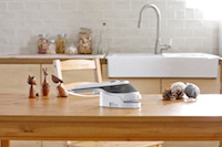 ハンディーアイロン＆スチーマー （ホワイト）