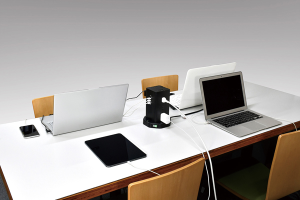 タワー型集中スイッチ付タップ 12P 4USB