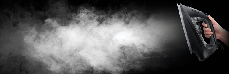 スチームアイロン （ブラック）