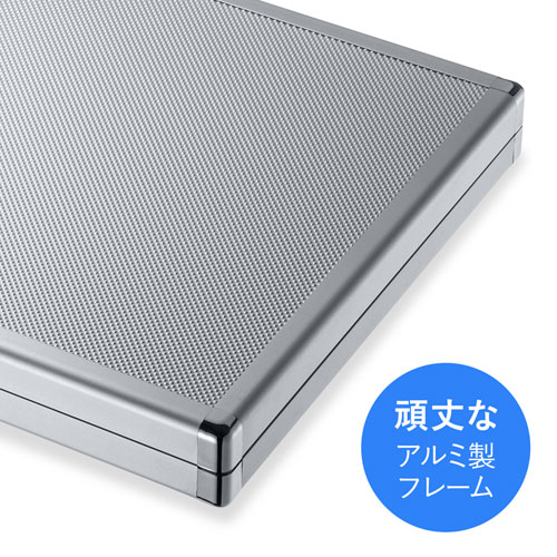 USBフラッシュメモリケース （28本収納）