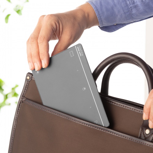 有線タッチパッド