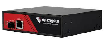 Opengear ACM7000V[Y R\[T[o[