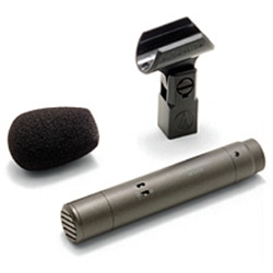 コンデンサーマイクロフォン