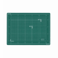 カッティングマット　Ａ４　Ｂ０５９Ｊ－Ａ４