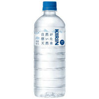 自然が磨いた天然水　６００ｍＬ※