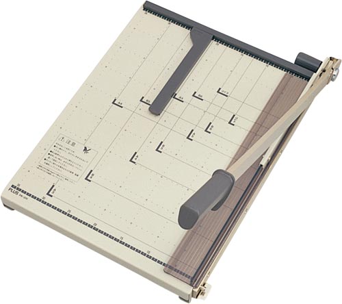 ペーパーカッター　ＰＫ－０１１　Ａ３