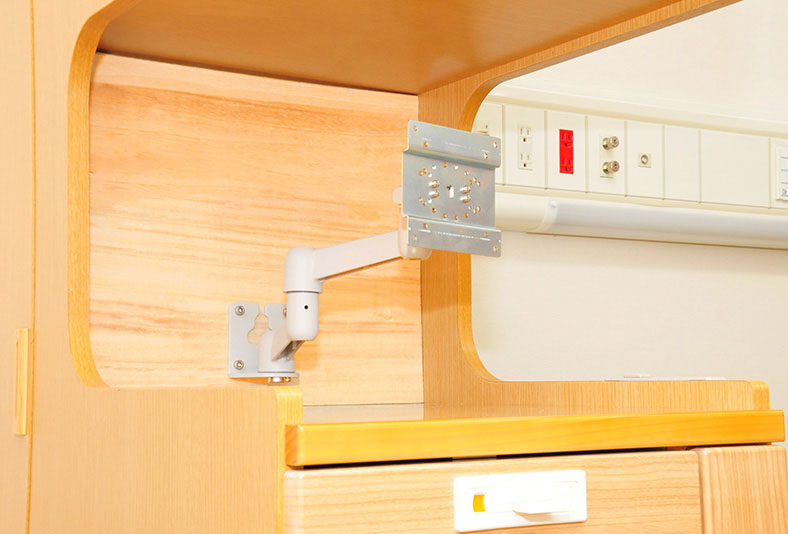 2Kg対応3軸タイプ 壁取付型 平行移動式アーム