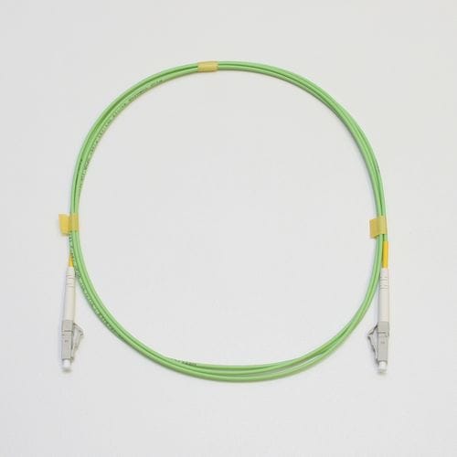 マルチモード光パッチコード GI50 単芯 LC-LC 2m 若草色