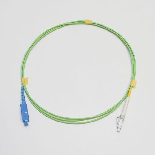 マルチモード光パッチコード GI50 単芯 LC-SC 2m 若草色