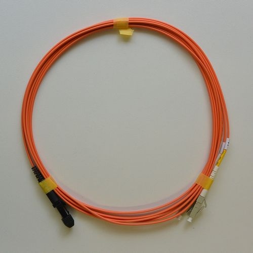 マルチモード光パッチコード GI50 2芯メガネ MTRJ(M)-LC 3m 橙色