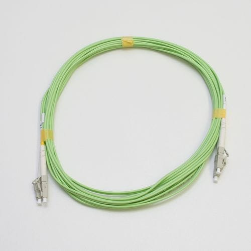 マルチモード光パッチコード GI50 2芯メガネ LC-LC 33m 若草色