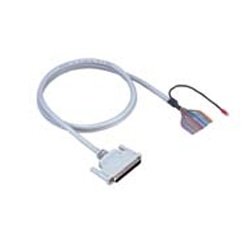 片端37ピンD-SUBコネクタ付シールドケーブル(モールドタイプ、1.5m)