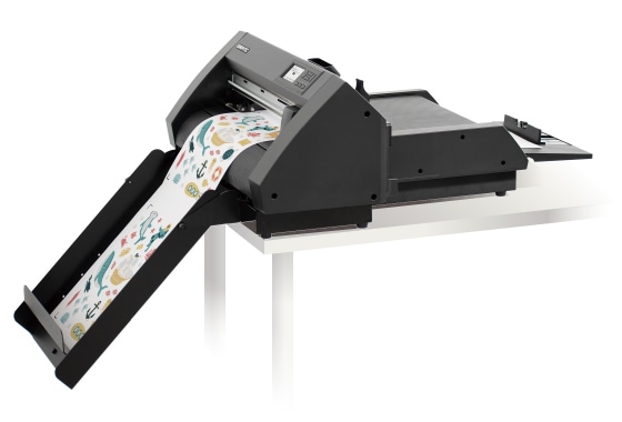 自動給紙型カッティングプロッタ