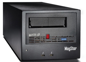LTO-9 フルハイト Thunderbolt 3 外付テープドライブ