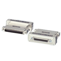 SCSI変換アダプタ ハイピッチ68Pオス-ハーフピッチ50Pメス 内蔵終端使用