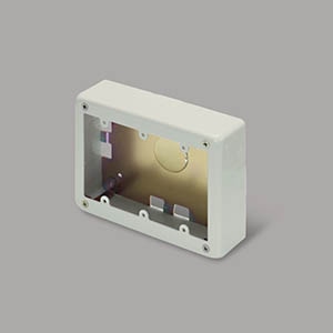 3個スイッチボックス 浅型 ミルキー