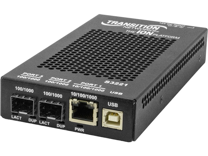 (2)SFP空きスロット/10/100/1000Base-T(RJ-45)/SFP