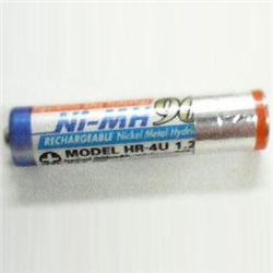 専用単4形NiMH充電池 1本、1070シリーズは3本必要